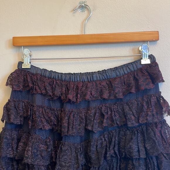 Vintage M black lace ruffle mini skirt floral dark cottagecore - Picture 2 of 6